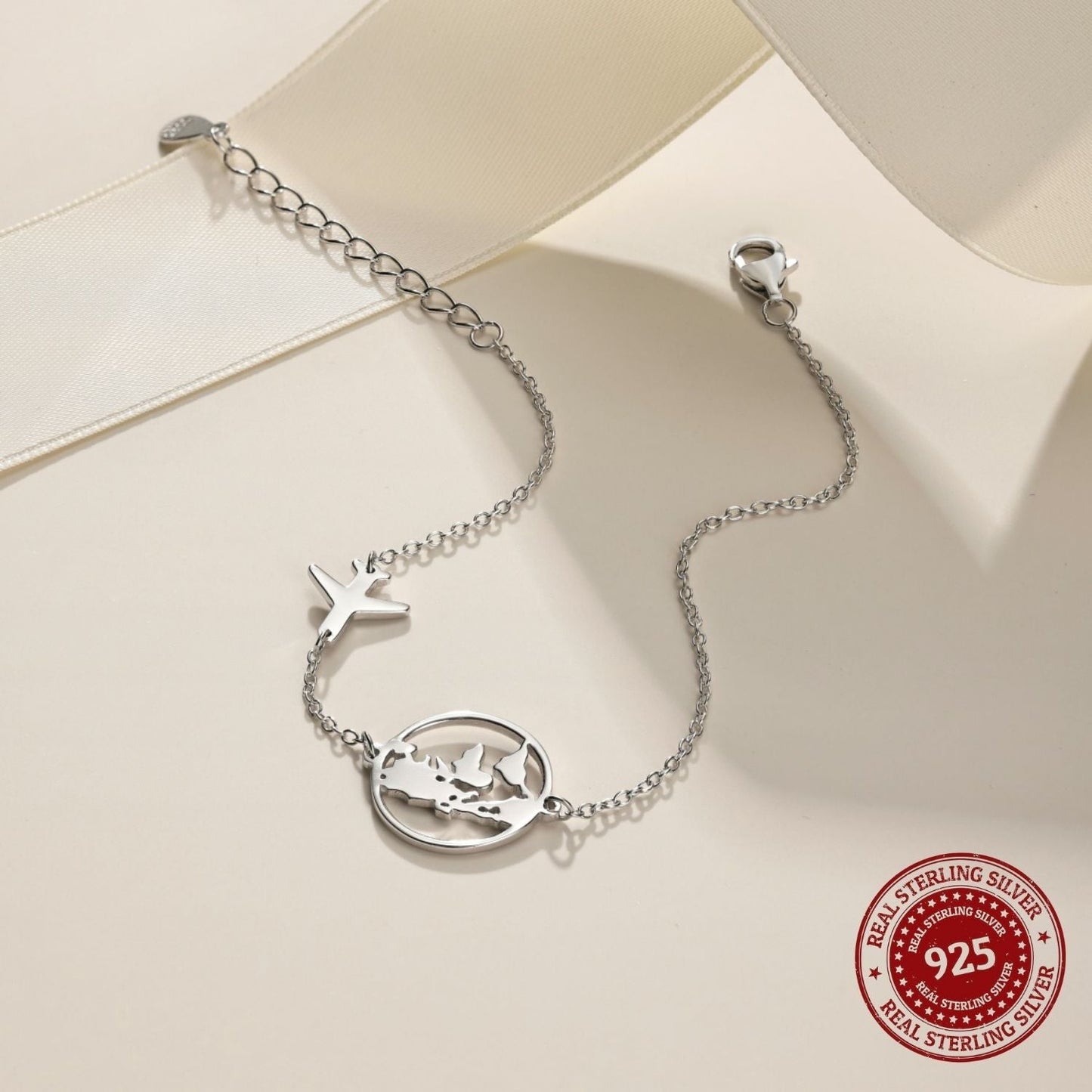 Dainty World Map and Airplane Bracelet - OLADOR